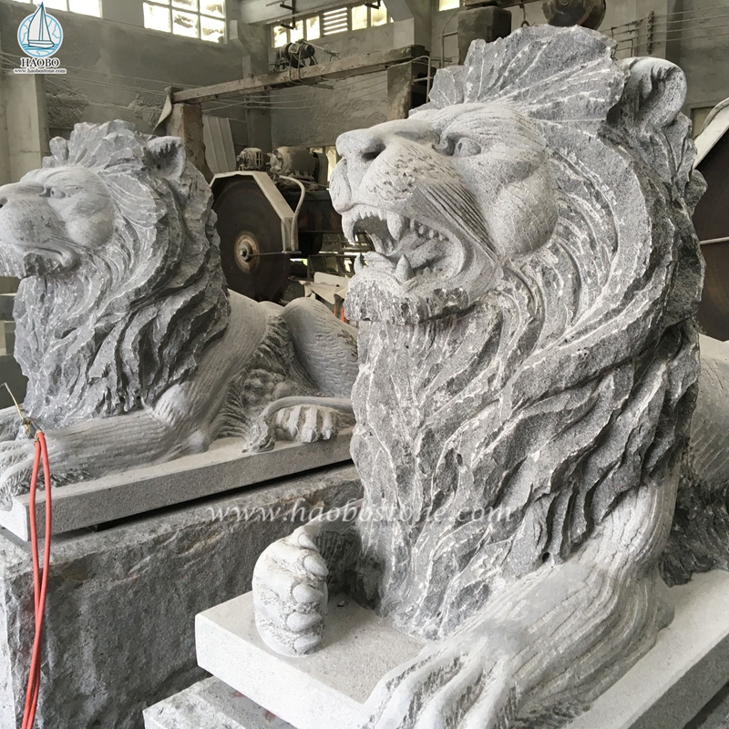 Προσαρμοσμένο γλυπτό λιονταριών από φυσική πέτρα για διακόσμηση κήπου

